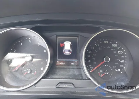 2018 Volkswagen Tiguan 2.0T Se/2.0T Sel z USA, uszkodzony, nr VIN 3VV2B7AX3JM143905